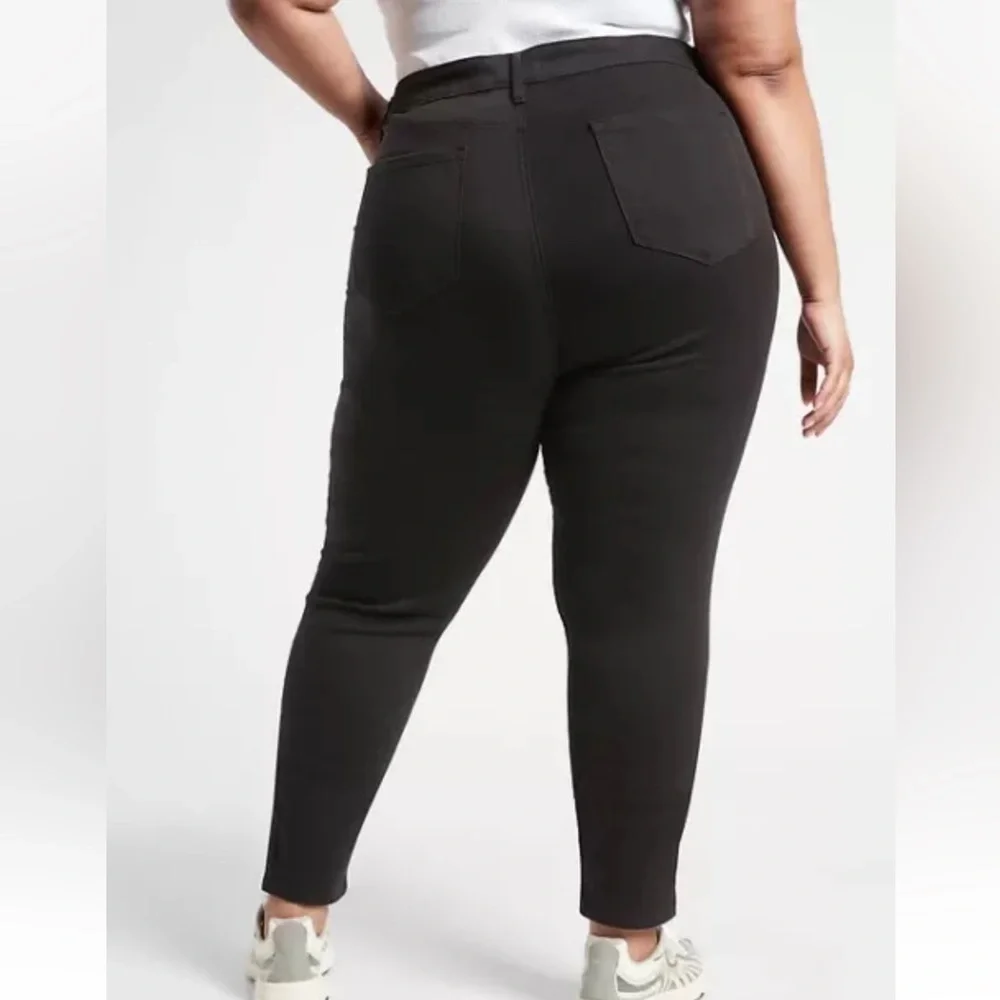 Athleta black flex